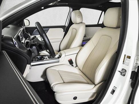 New 2026 Mercedes-Benz GLA 250 4MATIC image 18