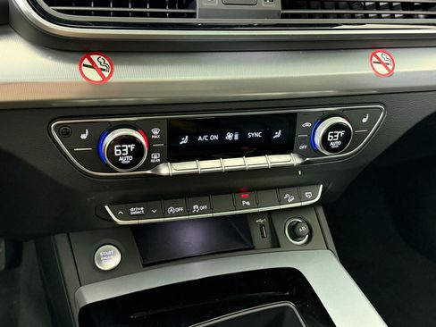 Used 2025 Audi Q5 2.0T Premium image 21