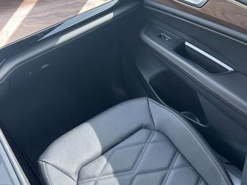 New 2026 Volkswagen Atlas SE FWD image 12