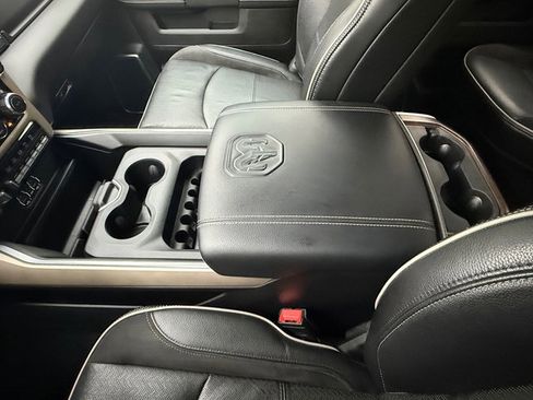 Used 2022 RAM 2500 Laramie w/ Chrome Appearance Group image 30