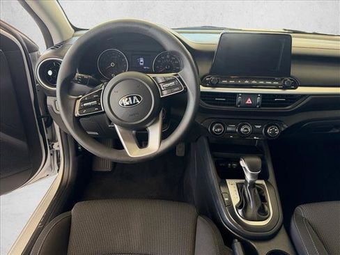Used 2021 Kia Forte LXS FWD image 11
