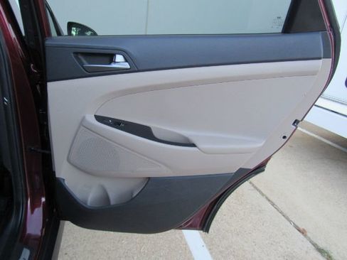 Used 2016 Hyundai Tucson Limited w/ Option Group 03 image 26