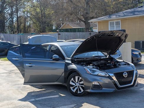 Used 2020 Nissan Altima 2.5 S w/ Driver Assist Package image 10