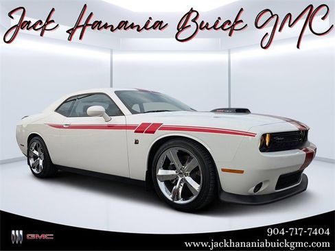 Used 2020 Dodge Challenger R/T Scat Pack w/ Shaker Package image 1