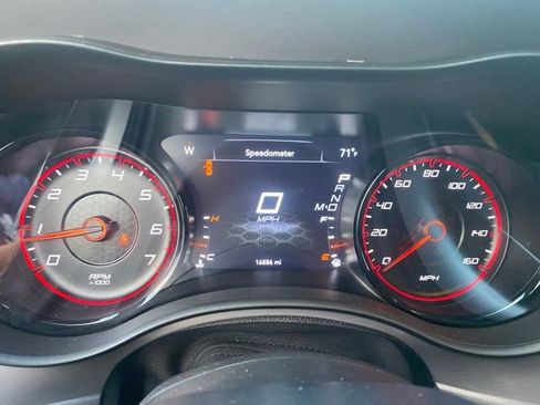 Used 2023 Dodge Charger R/T w/ Blacktop Package image 19