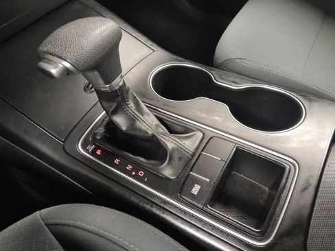 Used 2019 Kia Sorento FWD image 26