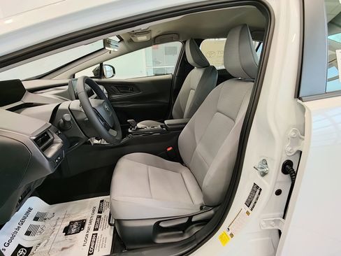 New 2026 Toyota Prius LE image 11