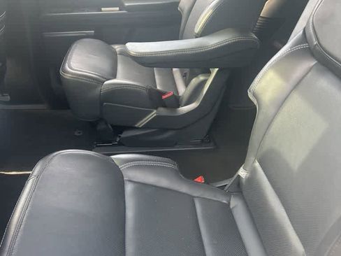 Used 2025 Ford Expedition Max Platinum image 6