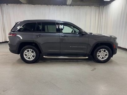 Used 2023 Jeep Grand Cherokee Laredo w/ Luxury Tech Group I