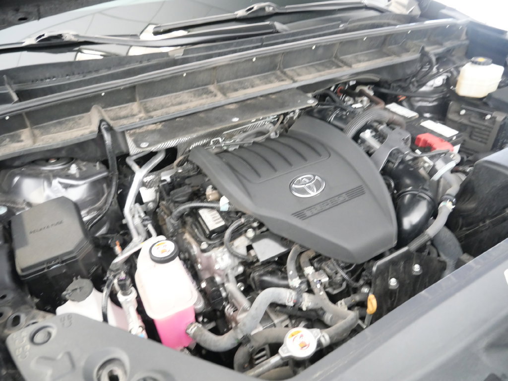 Used 2023 Toyota Highlander Platinum AWD/4WD image 11