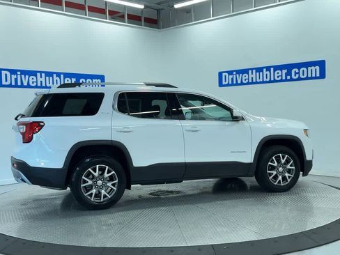 Used 2023 GMC Acadia SLT FWD image 3