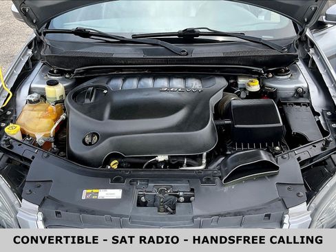 Used 2014 Chrysler 200 S FWD image 29