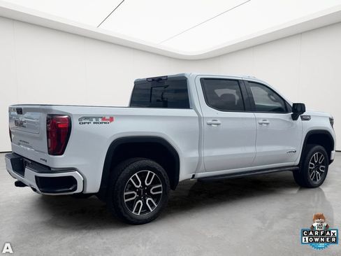 Used 2025 GMC Sierra 1500 AT4 w/ AT4 Premium Package AWD/4WD image 6