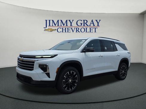 New 2026 Chevrolet Traverse LT w/ Sun and Wheel Package FWD image 1
