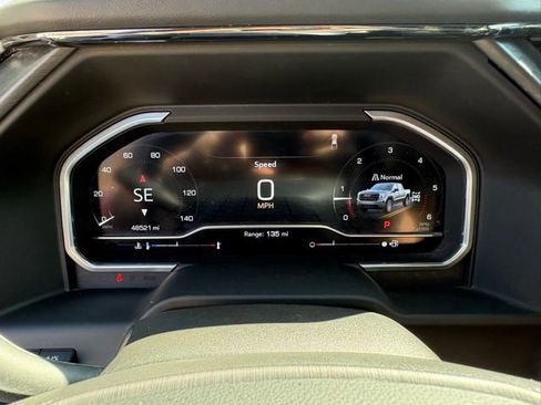 Used 2023 GMC Sierra 1500 AT4 w/ Technology Package image 17