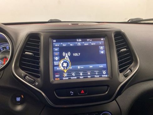 Used 2019 Jeep Cherokee Trailhawk w/ Comfort & Convenience Group image 14