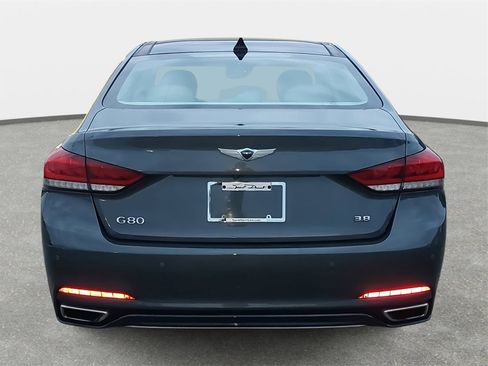 Used 2018 Genesis G80 3.8 w/ Option Group 03 image 6