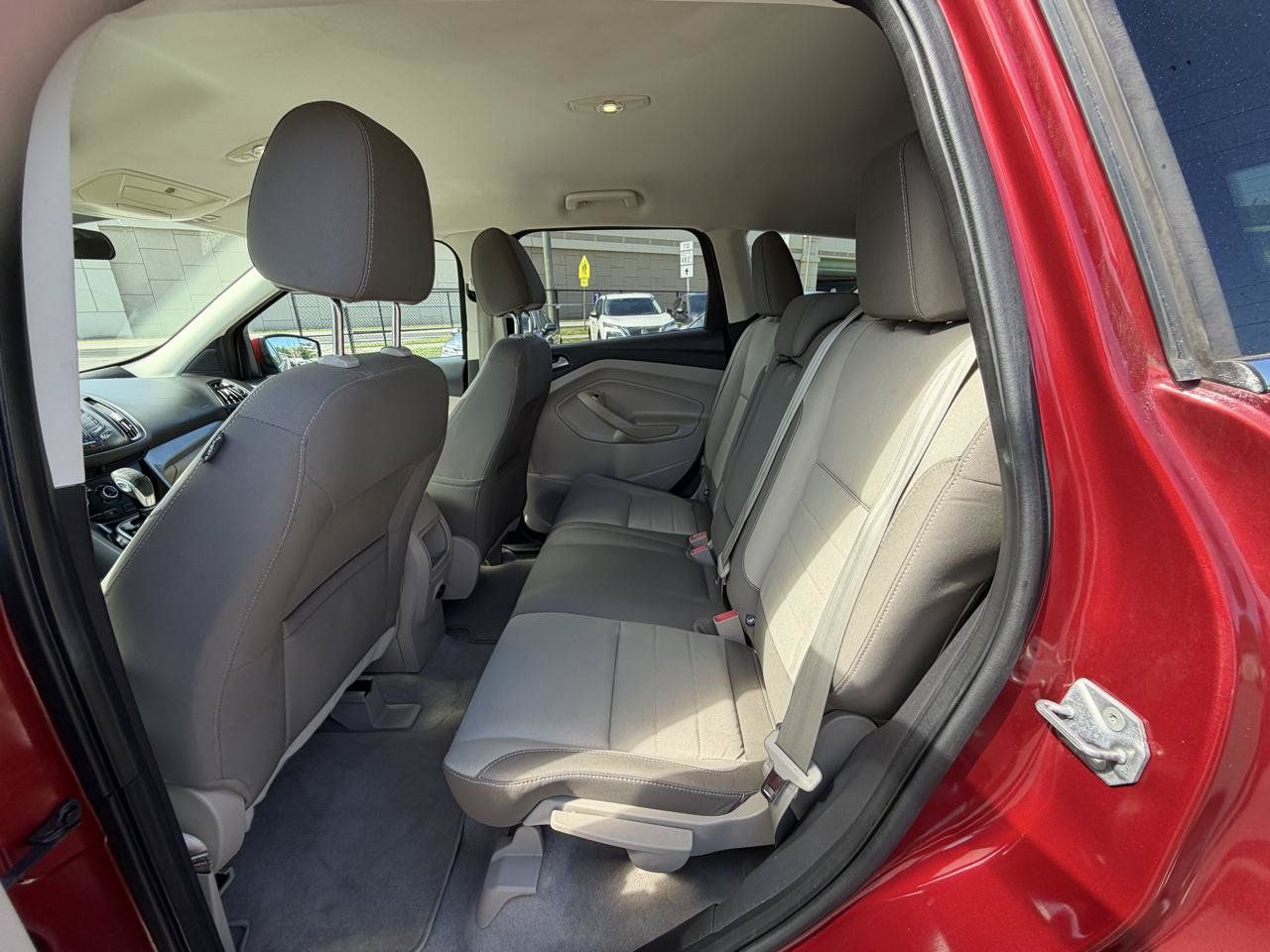 Used 2014 Ford Escape SE FWD image 8