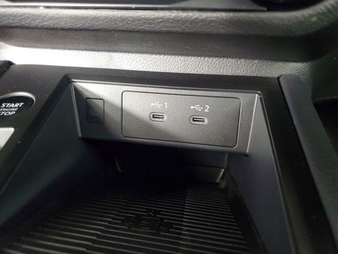 Used 2026 Nissan Kicks SV w/ SV Premium Package image 19