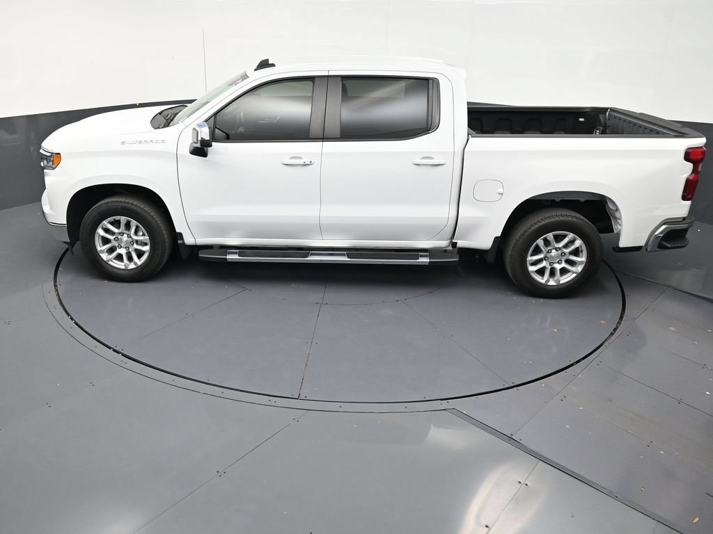 Used 2024 Chevrolet Silverado 1500 LT RWD image 10