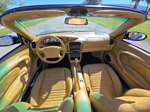 Used 2000 Porsche 911 Carrera image 14