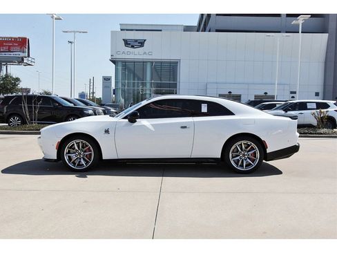 Used 2024 Dodge Charger R/T Scat Pack w/ Plus Group image 3