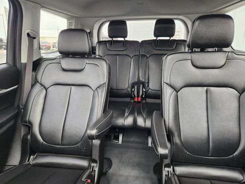 Used 2023 Jeep Grand Cherokee L Limited image 16