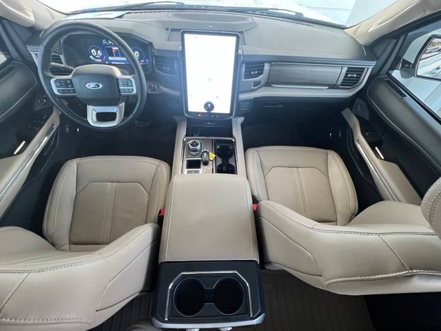Used 2024 Ford Expedition Max Limited RWD image 9