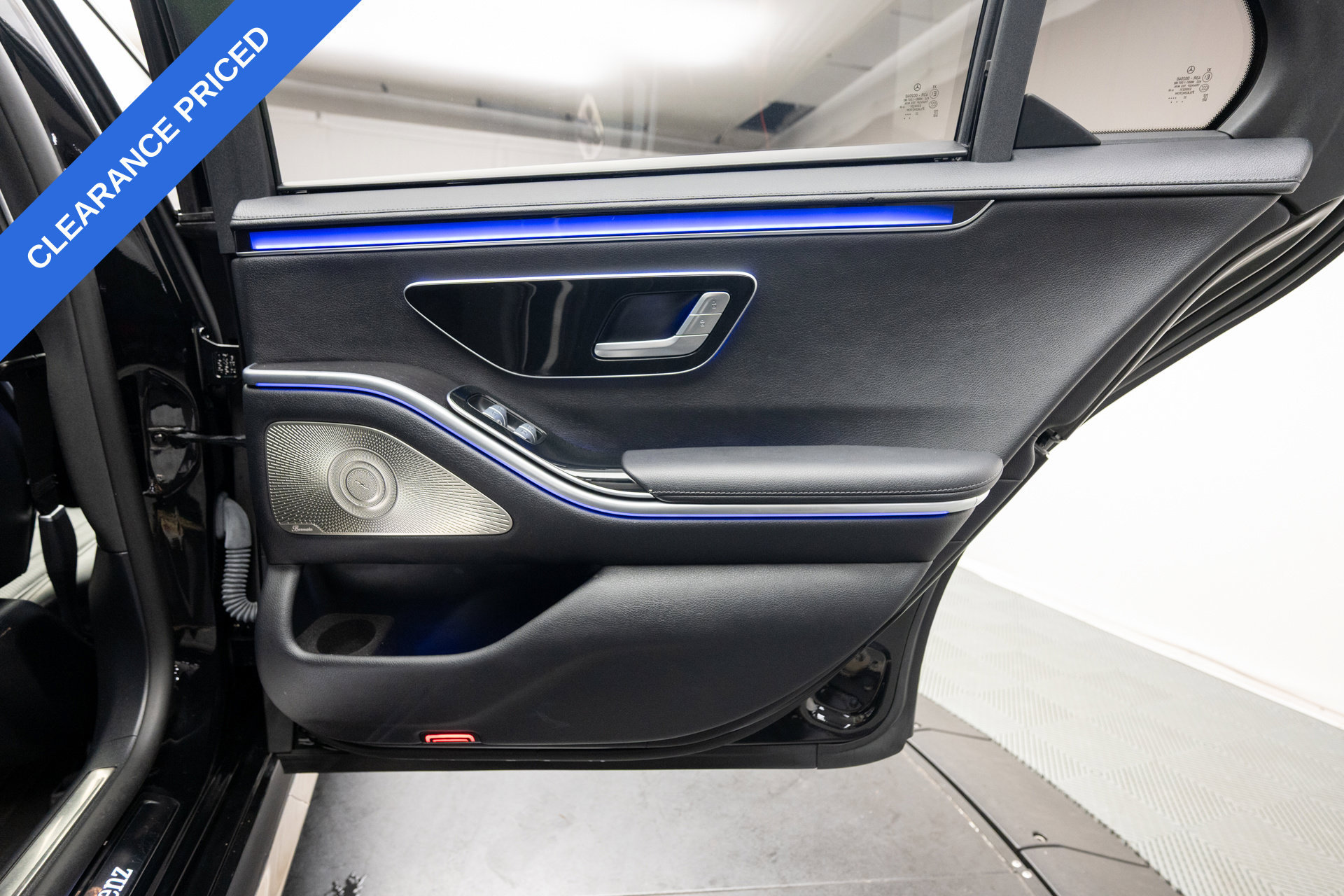 Used 2023 Mercedes-Benz S 500 4MATIC image 31