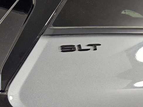 Used 2024 GMC Terrain SLT w/ Elevation Edition AWD/4WD image 4