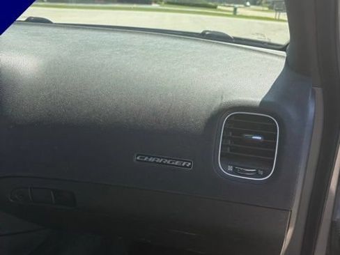 Used 2018 Dodge Charger GT AWD/4WD image 29