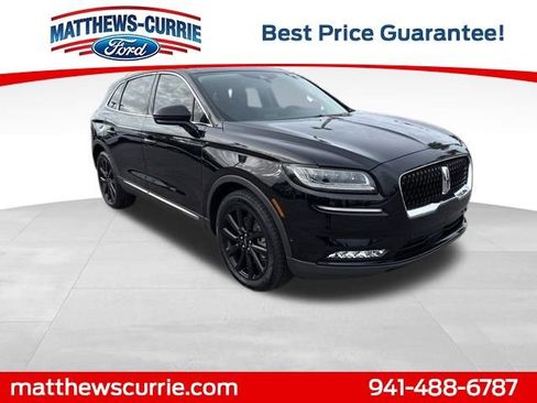 Used 2022 Lincoln Nautilus Reserve w/ Equipment Group 202A image 1