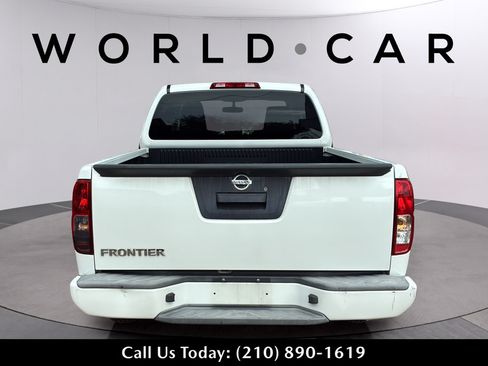 Used 2018 Nissan Frontier S RWD image 7