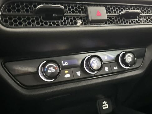 Used 2024 Honda HR-V LX image 19