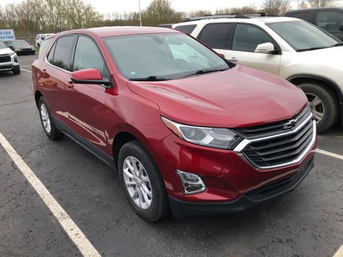 Used 2019 Chevrolet Equinox LT image 3