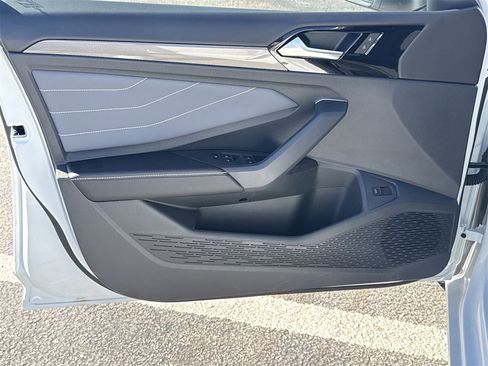New 2026 Volkswagen Jetta SEL image 10