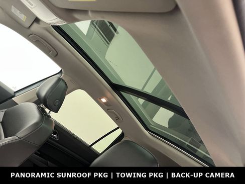 Used 2019 Volkswagen Atlas SE w/ Panoramic Sunroof Package image 6