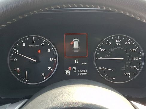 Used 2025 Subaru Outback Premium image 19