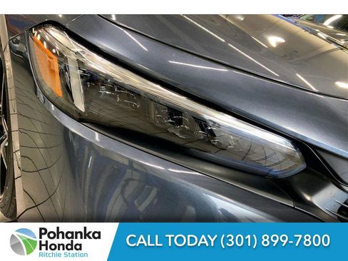 Used 2024 Honda Civic Sport image 29