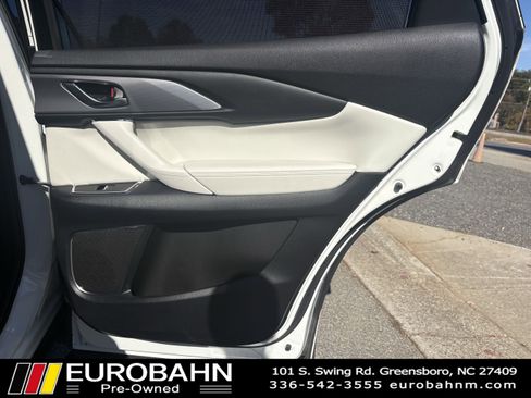 Used 2021 MAZDA CX-9 Signature image 13