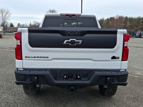 New 2026 Chevrolet Silverado 1500 ZR2 w/ ZR2 Bison Edition AWD/4WD image 7