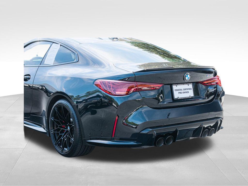Used 2025 BMW M4 Coupe w/ Executive Package RWD image 13
