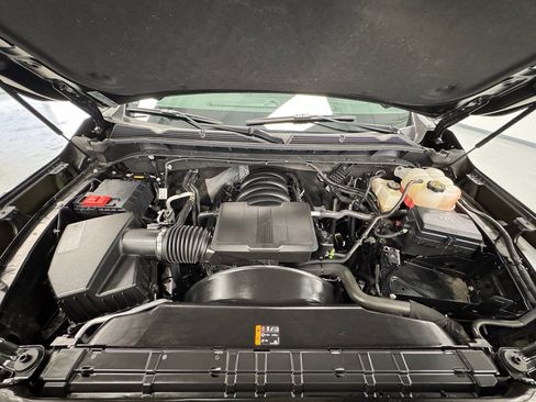 Used 2023 GMC Sierra 2500 SLT w/ SLT Preferred Package image 45