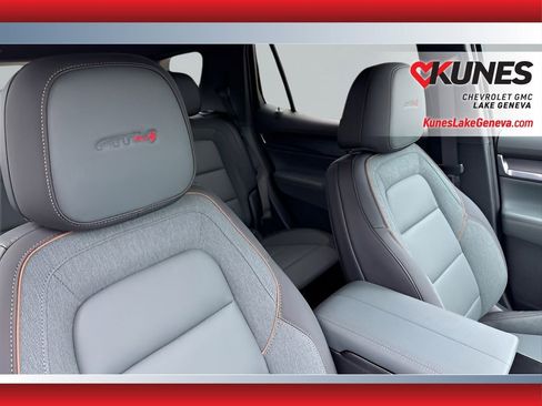 New 2026 GMC Terrain AT4 w/ Convenience Package III image 42