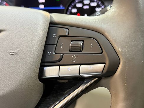 Used 2022 Cadillac XT6 Premium Luxury w/ Technology Package image 27