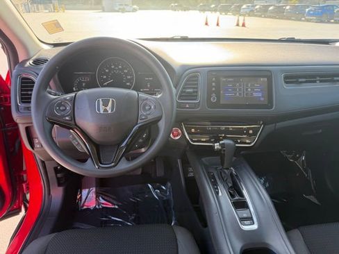 Used 2020 Honda HR-V EX image 12