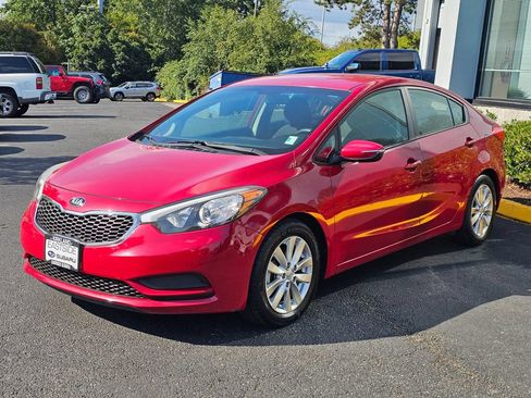 Used 2016 Kia Forte LX w/ LX Popular Plus Package FWD image 3