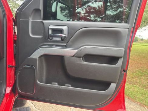 Used 2018 Chevrolet Silverado 1500 LTZ Z71 AWD/4WD image 46