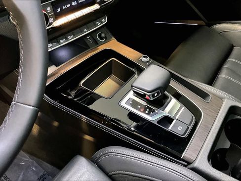 Certified 2023 Audi Q5 2.0T Premium Plus w/ Premium Plus Package image 17