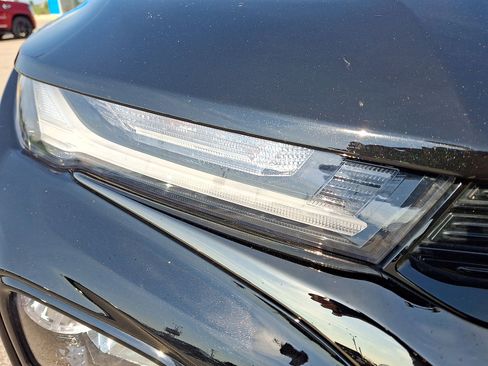 Used 2023 Chevrolet TrailBlazer RS w/ Sun and Liftgate Package AWD/4WD image 28